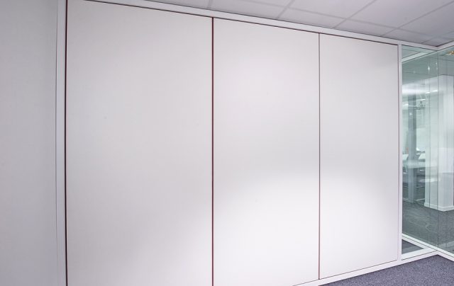 Cloison-Plein-couvre-joint-creux-T