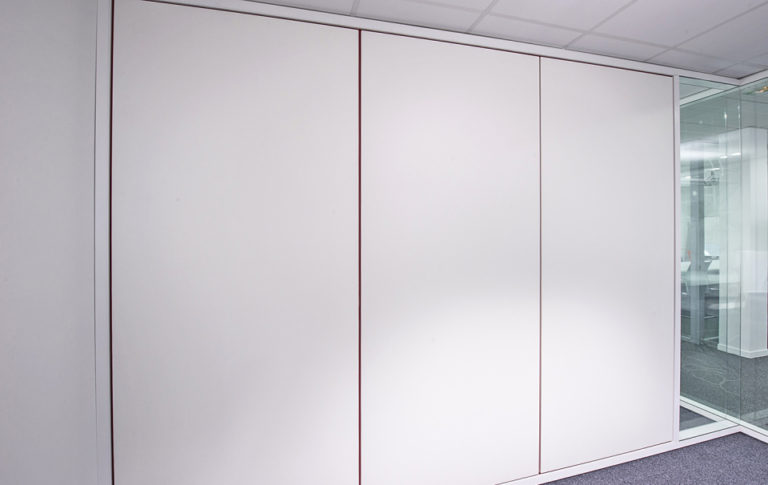 Cloison-Plein-couvre-joint-creux-T